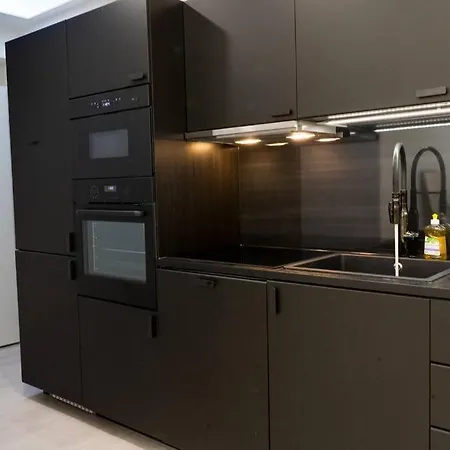 3h,k,p - Keskellae Tamperetta Kaunis Parvekkeellinen Uusittu Kolmio Διαμέρισμα *