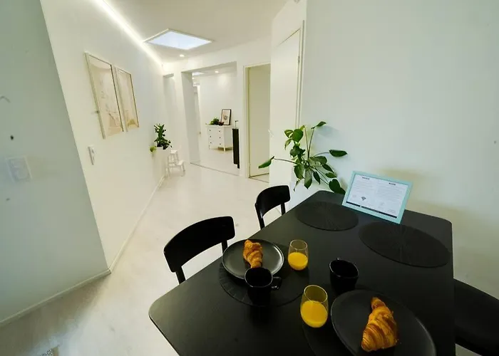 公寓 3h,k,p - Keskellae Tamperetta Kaunis Parvekkeellinen Uusittu Kolmio 坦佩雷