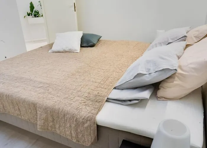 3h,k,p - Keskellae Tamperetta Kaunis Parvekkeellinen Uusittu Kolmio 坦佩雷