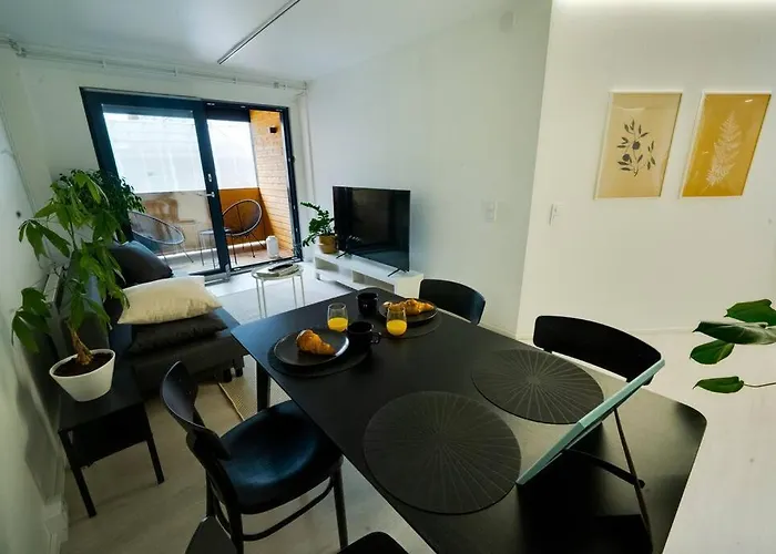 公寓 3h,k,p - Keskellae Tamperetta Kaunis Parvekkeellinen Uusittu Kolmio *